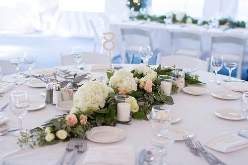 Garland Centerpiece