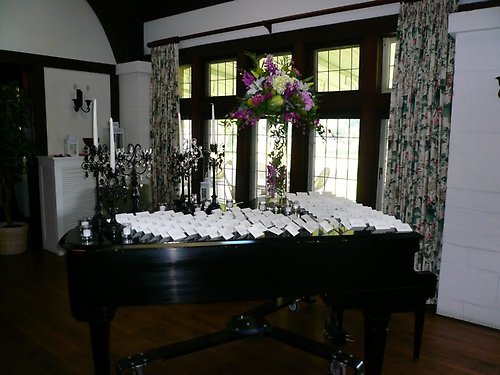 Phebus Card Table