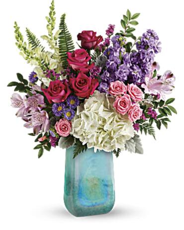 Teleflora\'s Iridescent Beauty Bouquet