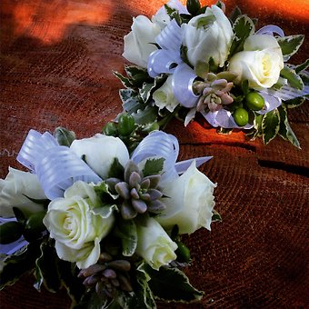 Corsage with Succulents